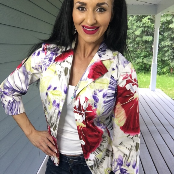 Coldwater Creek Jackets & Blazers - ColdWater Creek floral blazer 3/4 sleeve
